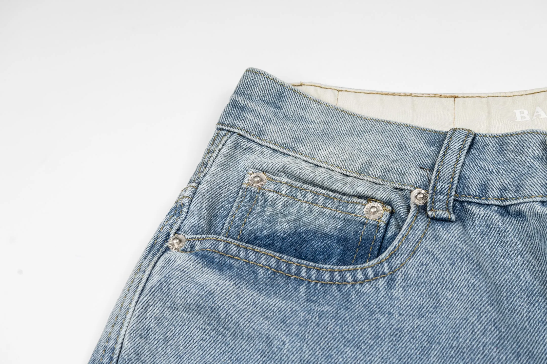 Ss 26 Balenciaga ， ， ， 。 ， ， ， ， 。 ：1930# ：Light Blue Size：1 2 3 4